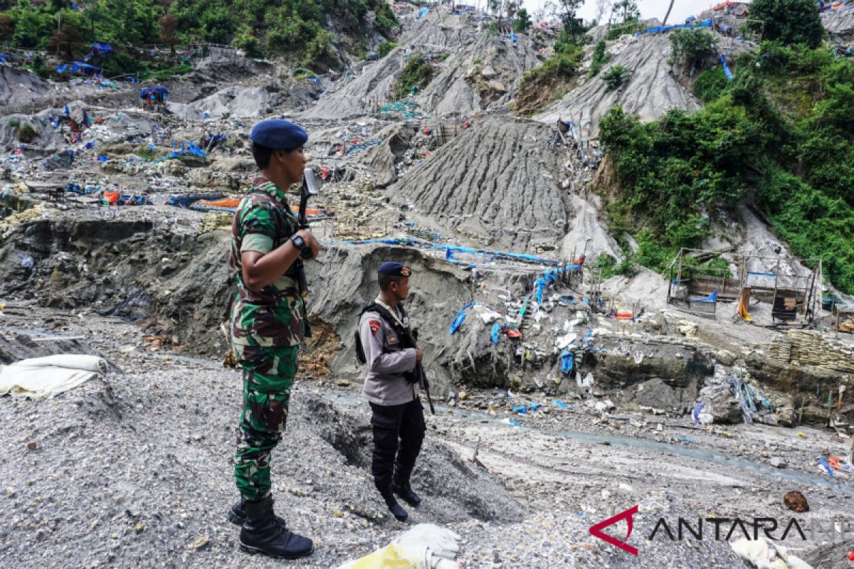 Gunung Botak diinginkan warga Pulau Buru jadi pertambangaan rakyat