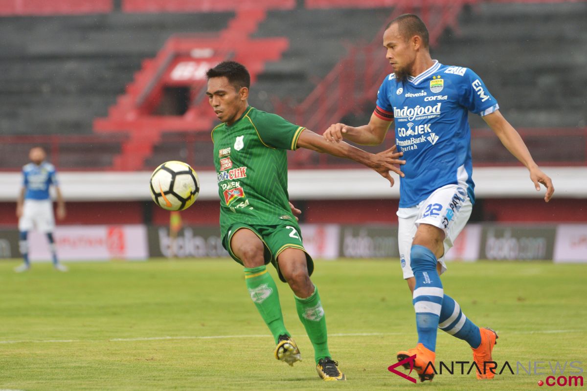 PSMS Medan pecundangi Persebaya 4-0