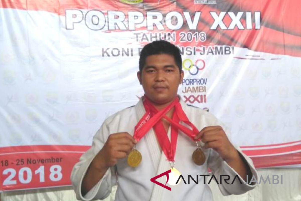 Sosok - Anggota Brimob rebut emas pertama Porprov 2018