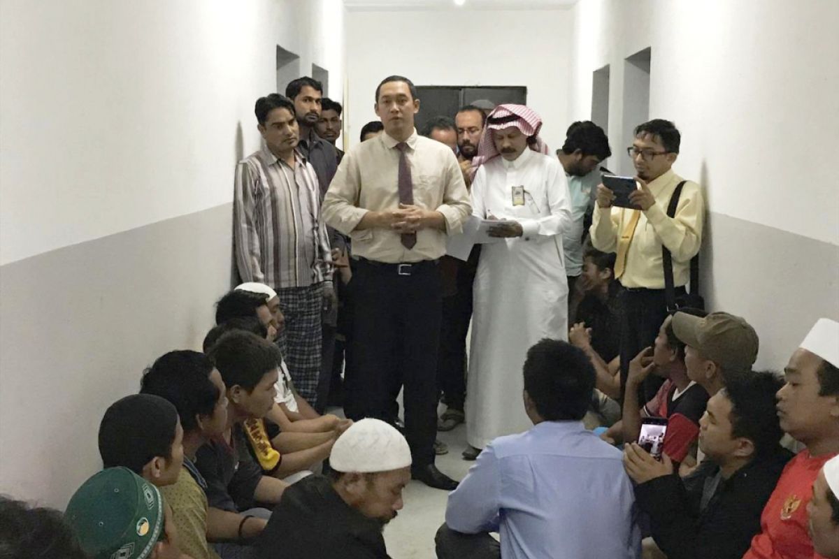 KJRI Jeddah Minta Perusahaan Bayar Gaji TKI