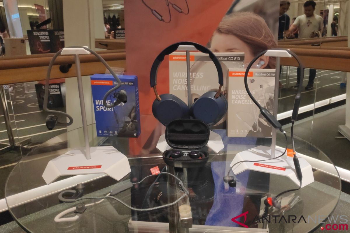 Strategi Plantronics hadapi kompetitor