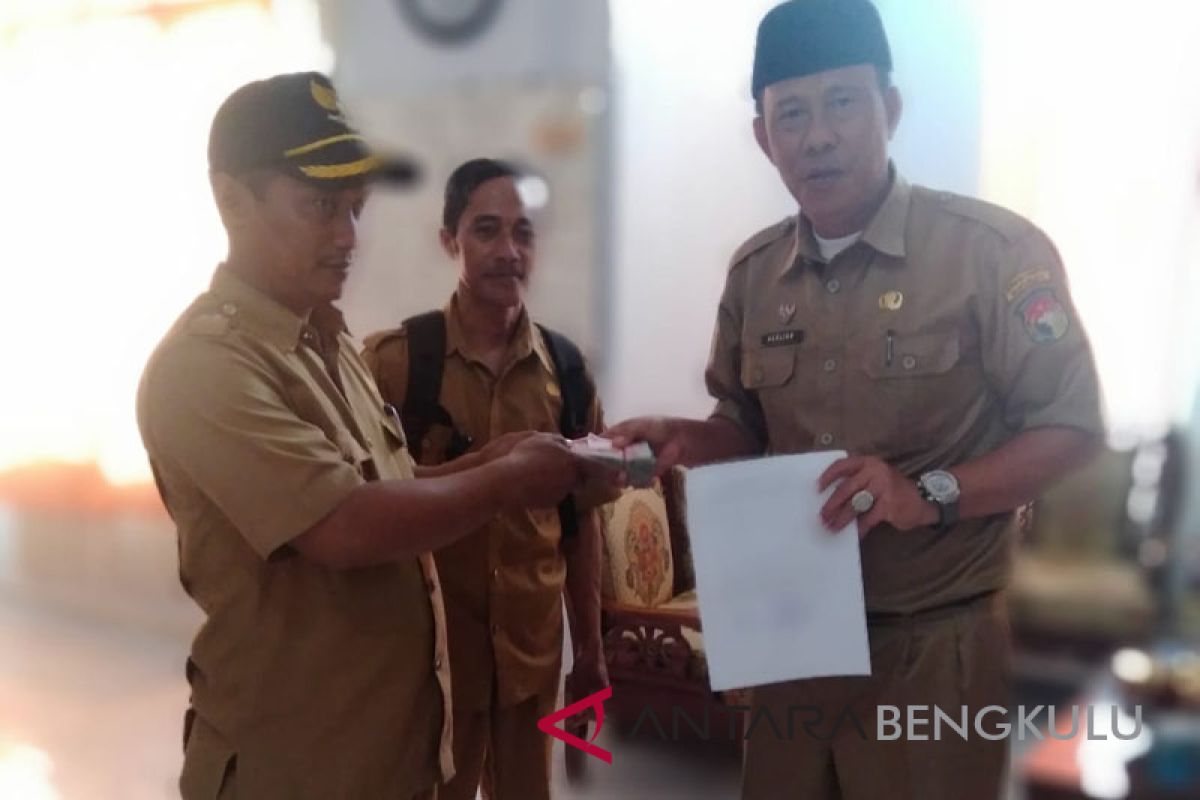 Dinsos Mukomuko terima bantuan untuk korban gempa Sulteng