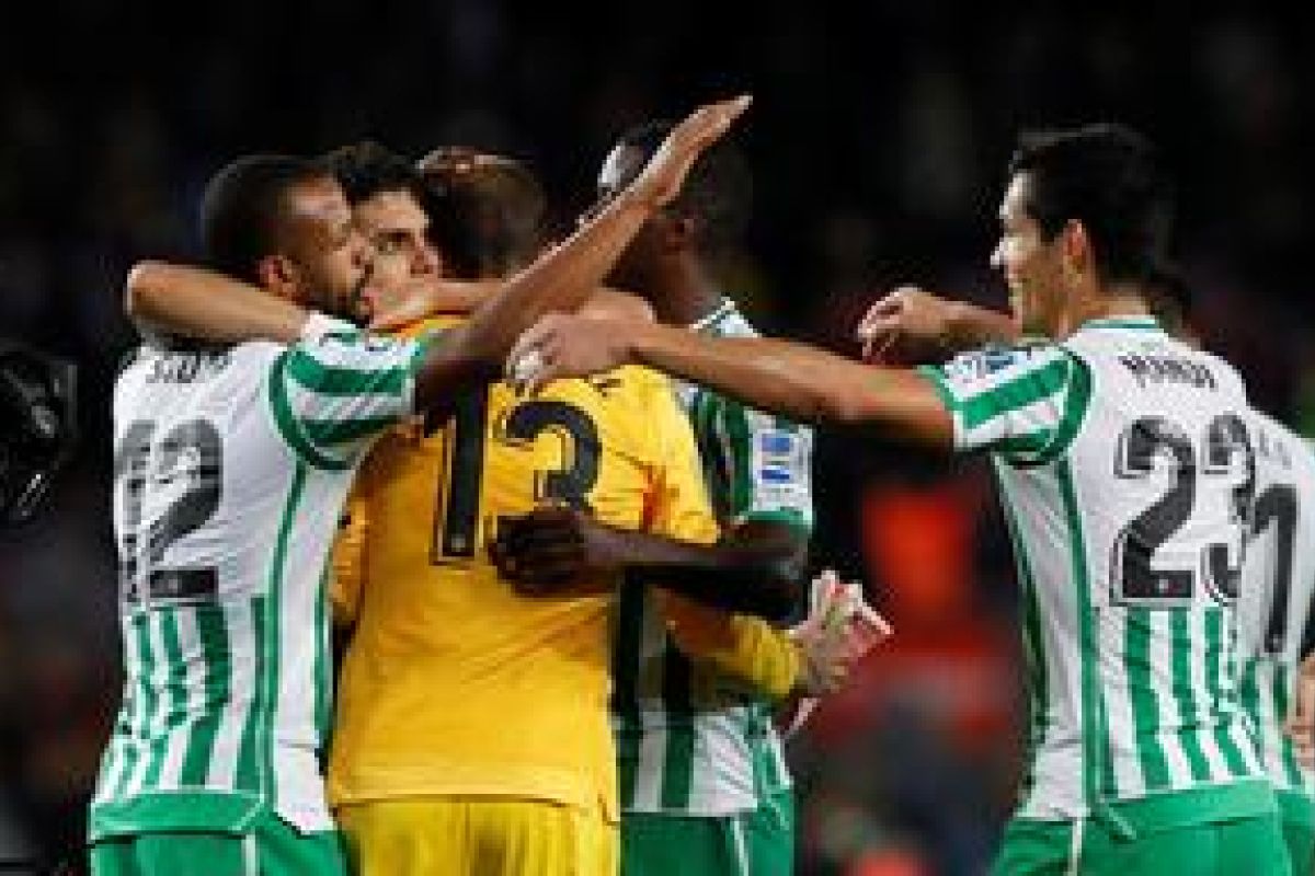 Betis permalukan Barcelona di Nou Camp