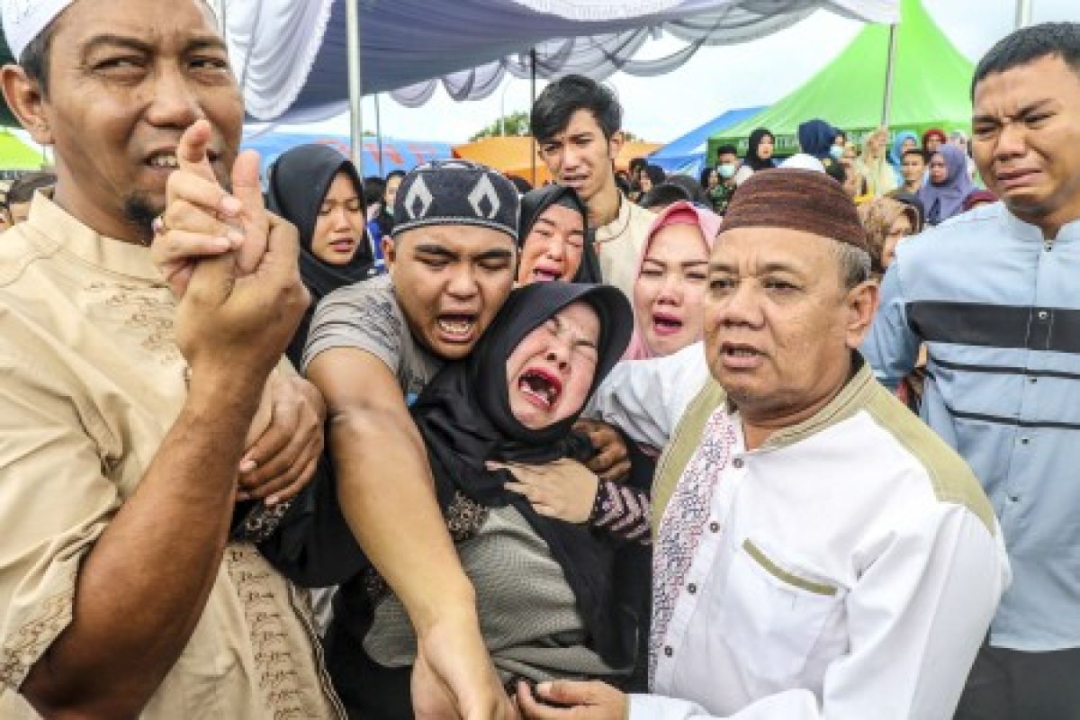 Jenazah korban Lion disambut isak tangis