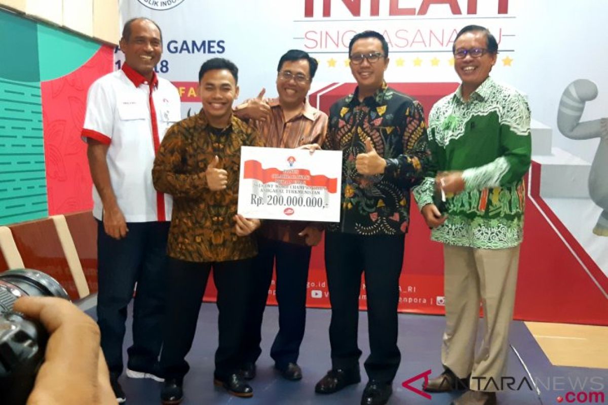 Kemenpora berikan bonus Rp200 juta untuk Eko Yuli