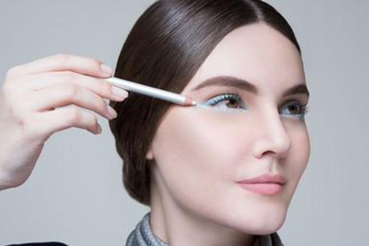 Tahukah anda cara penggunaan eyeliner putih? berikut ulasannya!