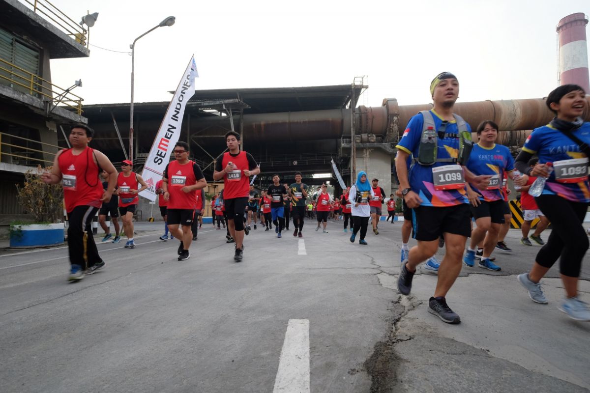 Semen Indonesia Trail Run 2018 raih rekor Muri