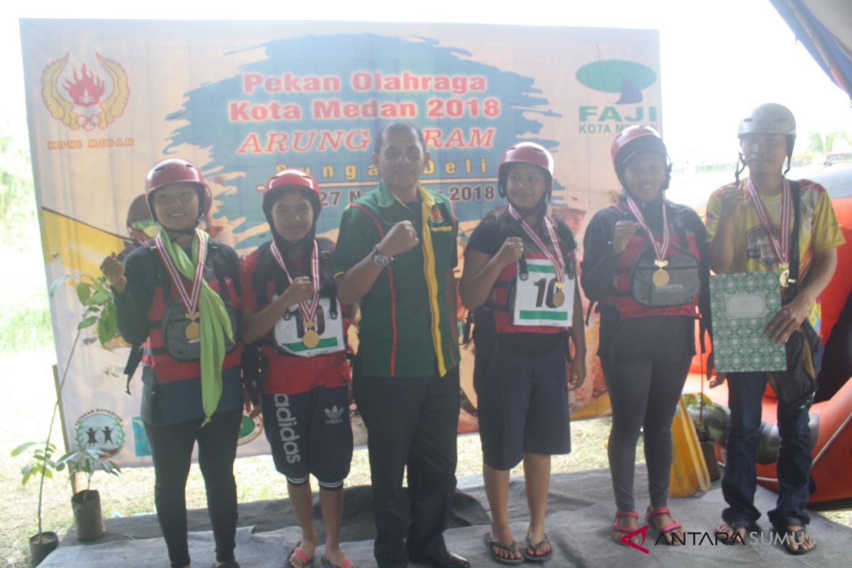 Medan Sunggal juara arung jeram