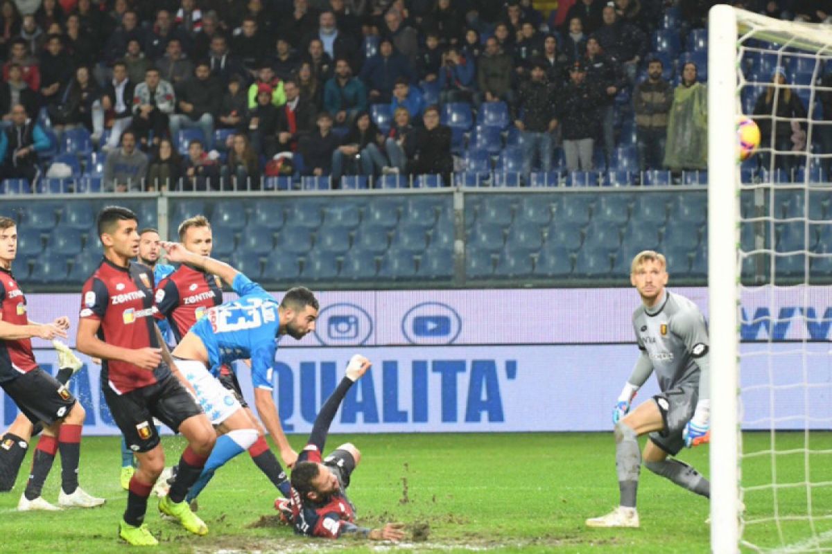 Sempat tertinggal, Napoli bangkit kalahkan Genoa 2-1