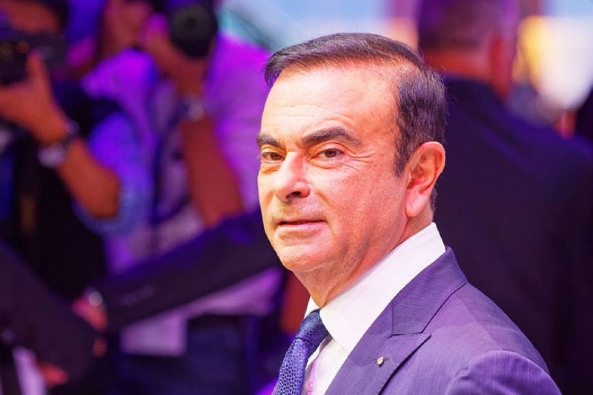 Renault pertahankan Ghosn sebagai CEO