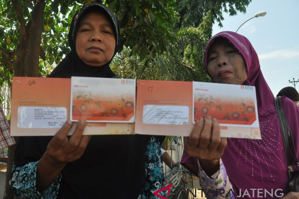 18.000 kartu sejahtera dibagikan kepada warga kurang mampu Kudus