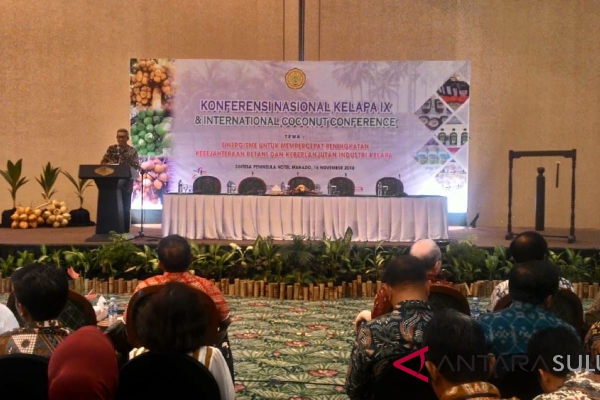 Ratusan peserta ikut Konferensi Nasional-Internasional Kelapa di Manado