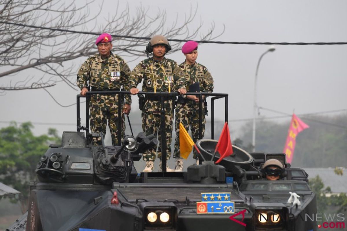 TNI AL jajaki kendaraan tempur bertenaga listrik