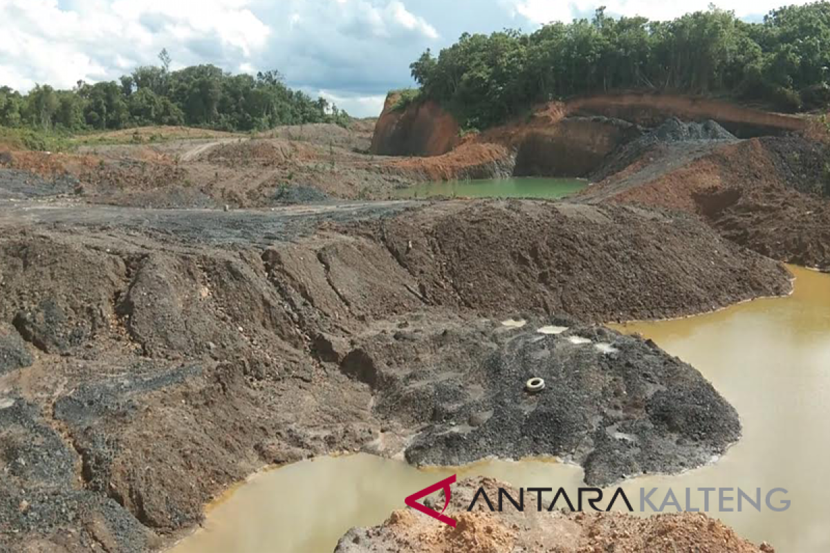 Perusahaan dan Paguyuban tutupi penambang di lahan bersengketa