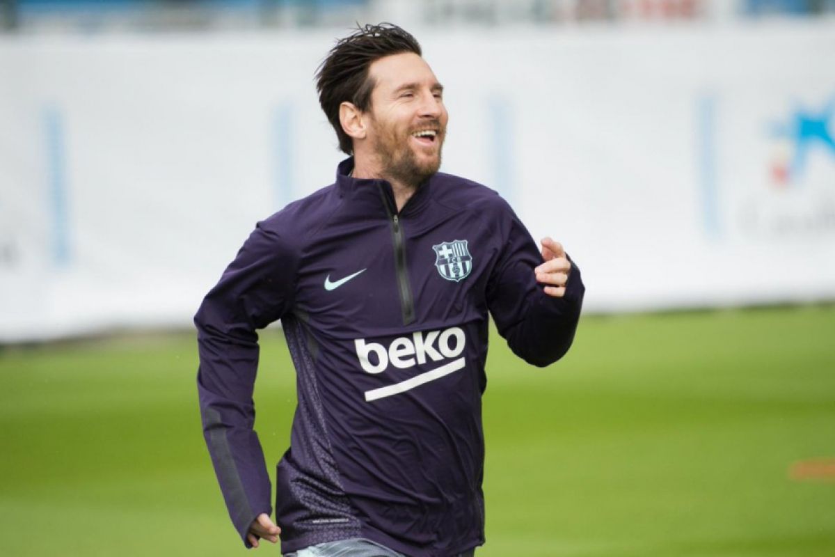 Messi kembali berlatih bersama Barcelona