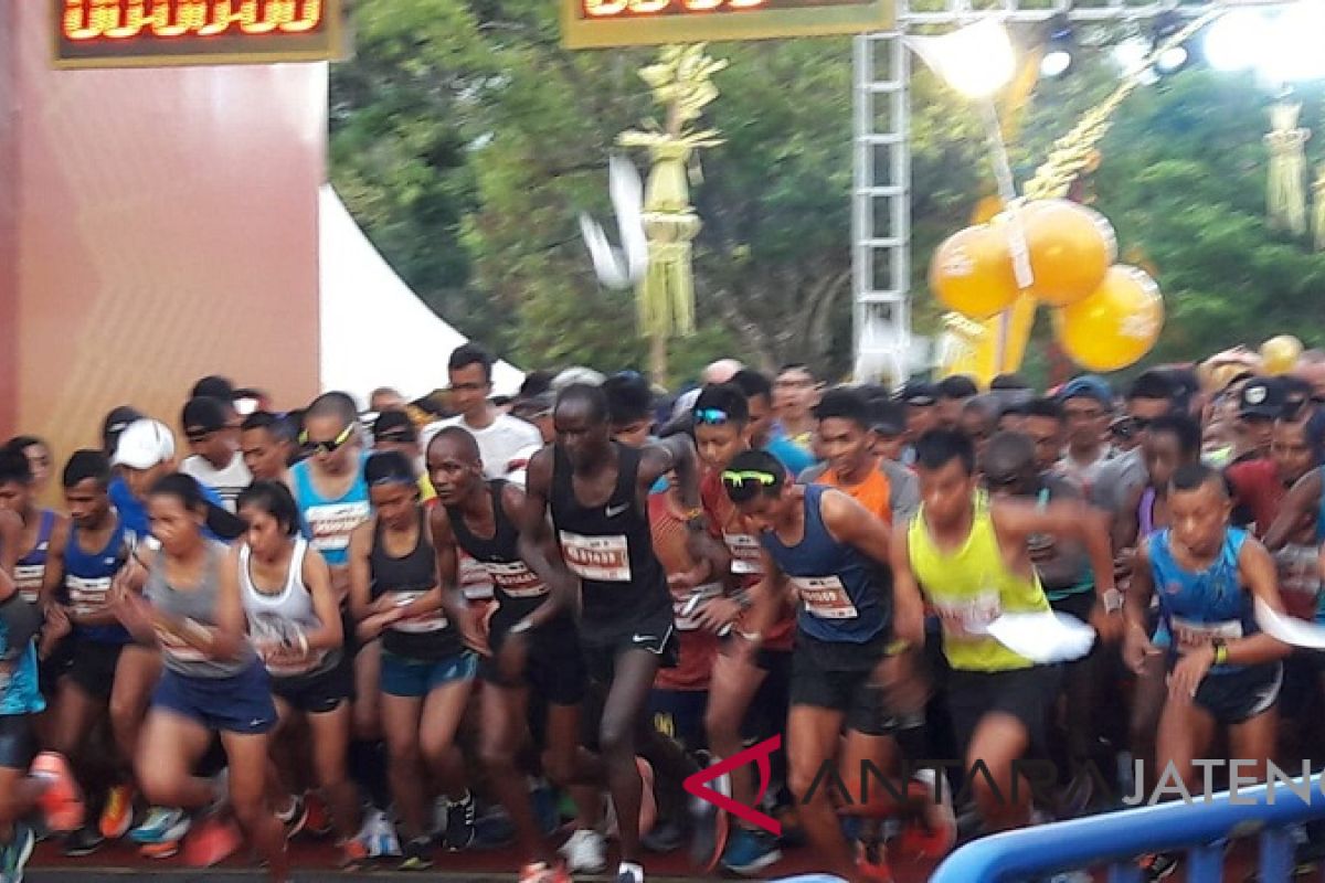 Menjaring pelancong melalui "sport tourism" Borobudur Marathon