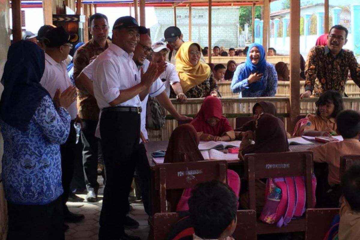 Mendikbud canangkan gerakan "Anak Sulteng Bangkit"