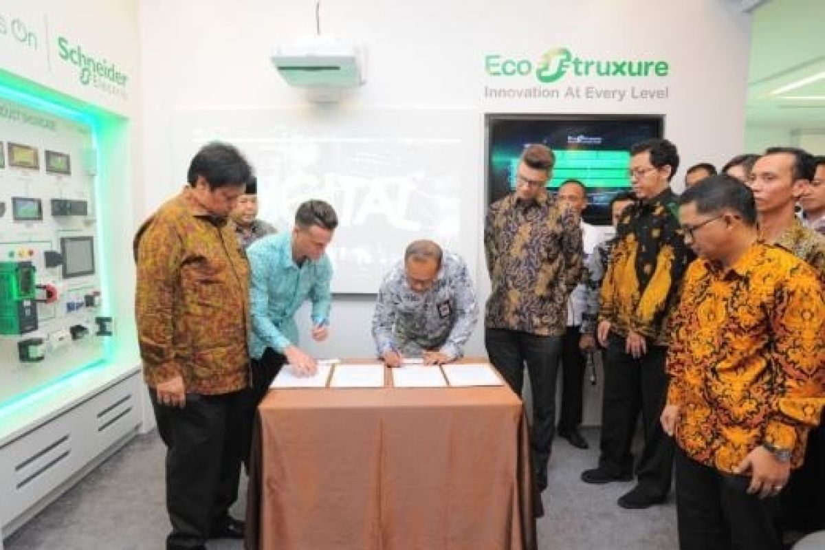 Schneider Electric pabrik percontohan pertama industri 4.0