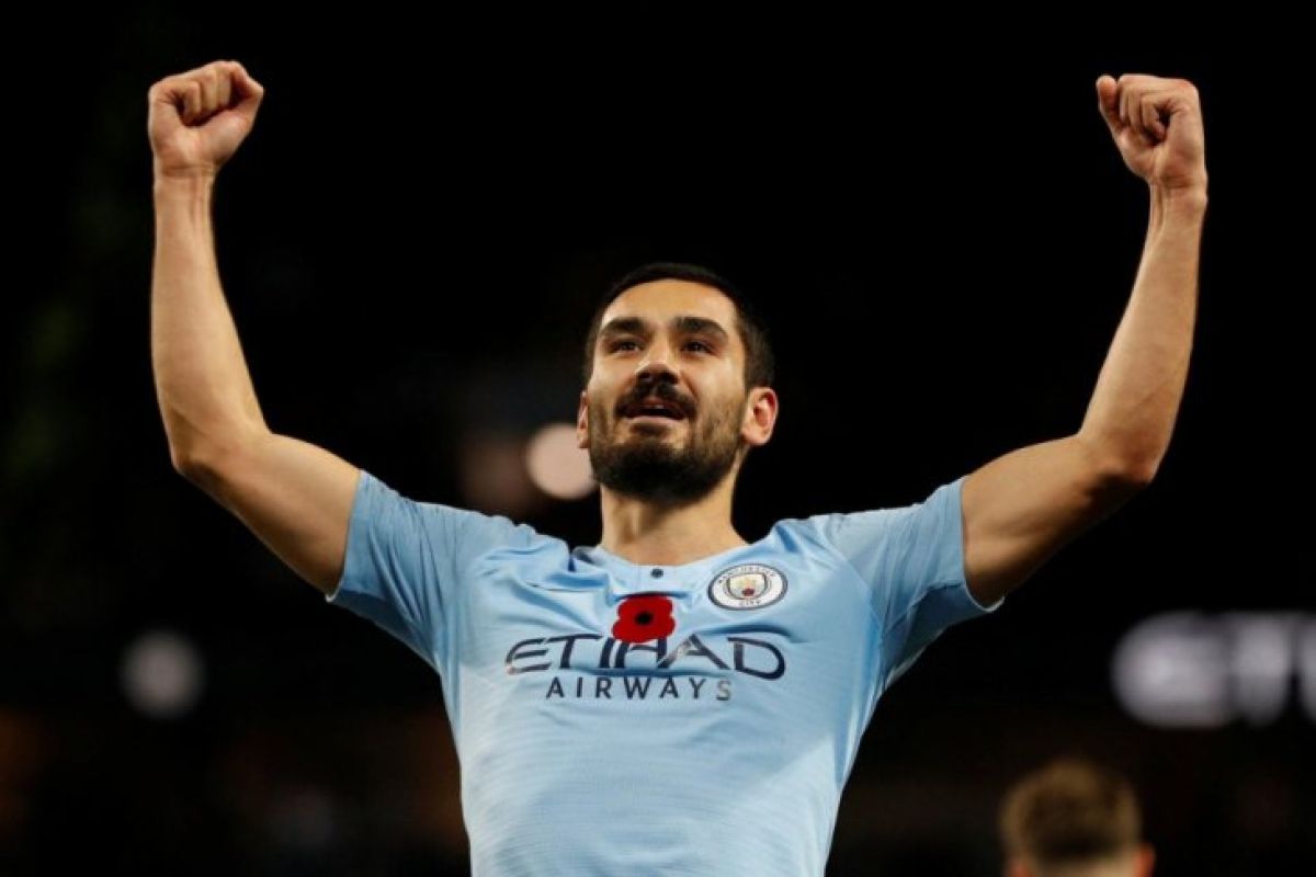 Derby Manchester,  City pecundangi MU 3-1