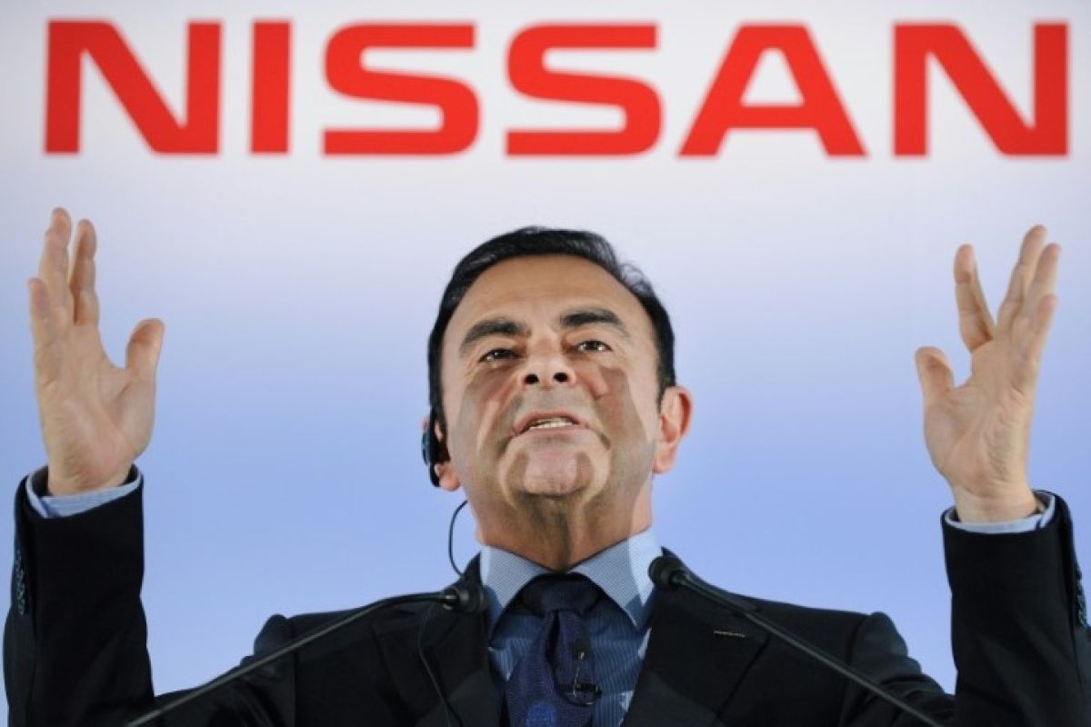 Nissan tunda umumkan calon pengganti Carlos Ghosn