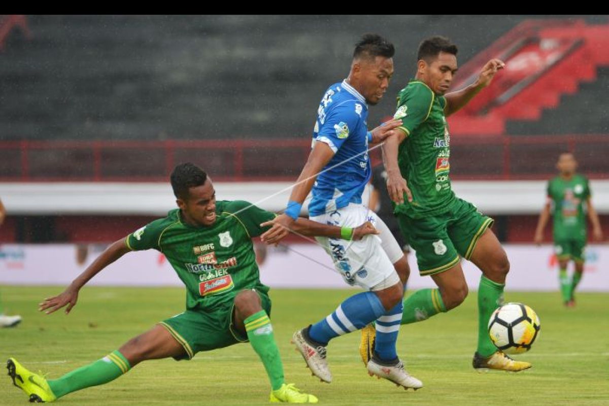 PSMS Medan kalahkan Persib 1-0