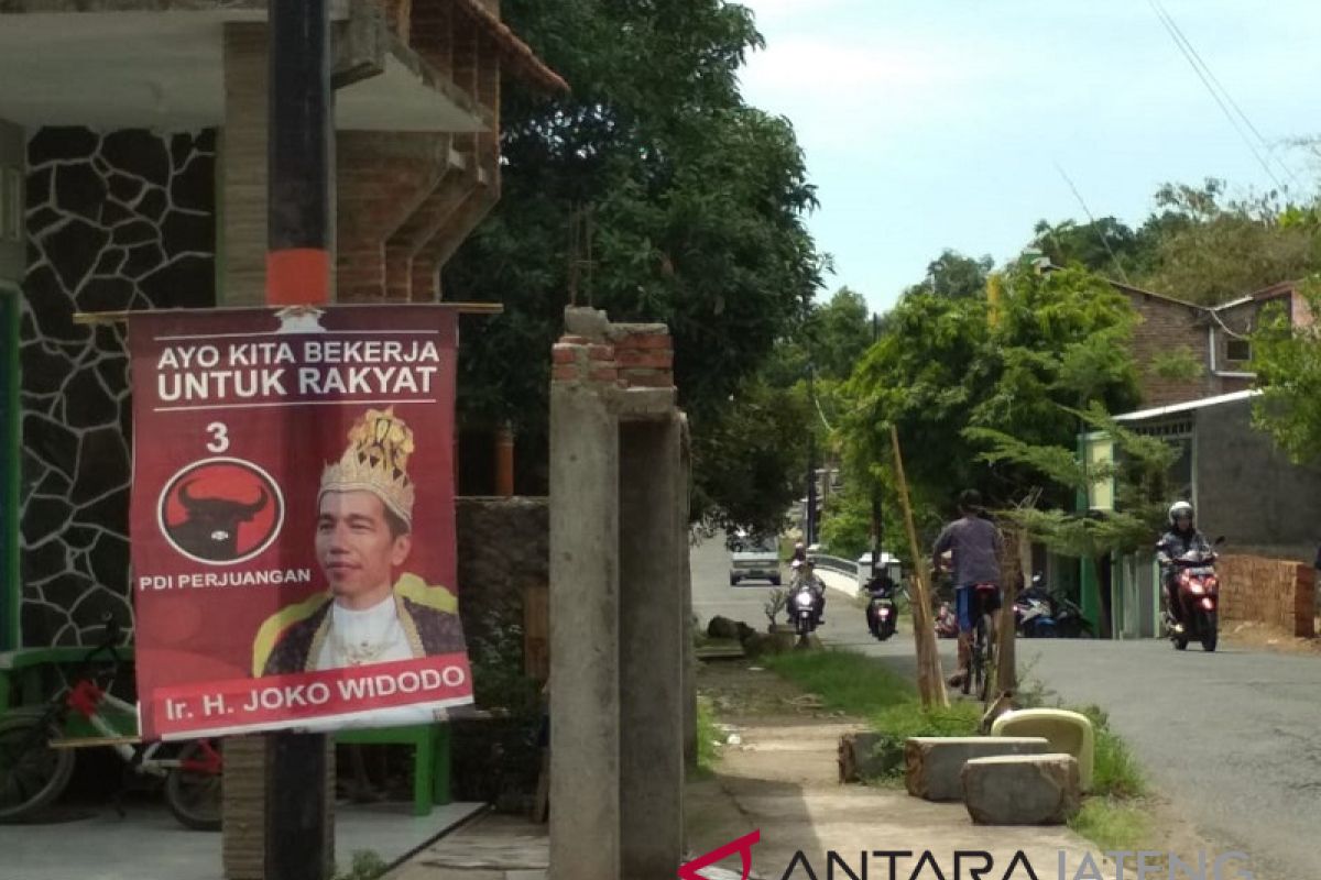 Poster "Raja Jokowi" masih ditemukan di Kudus