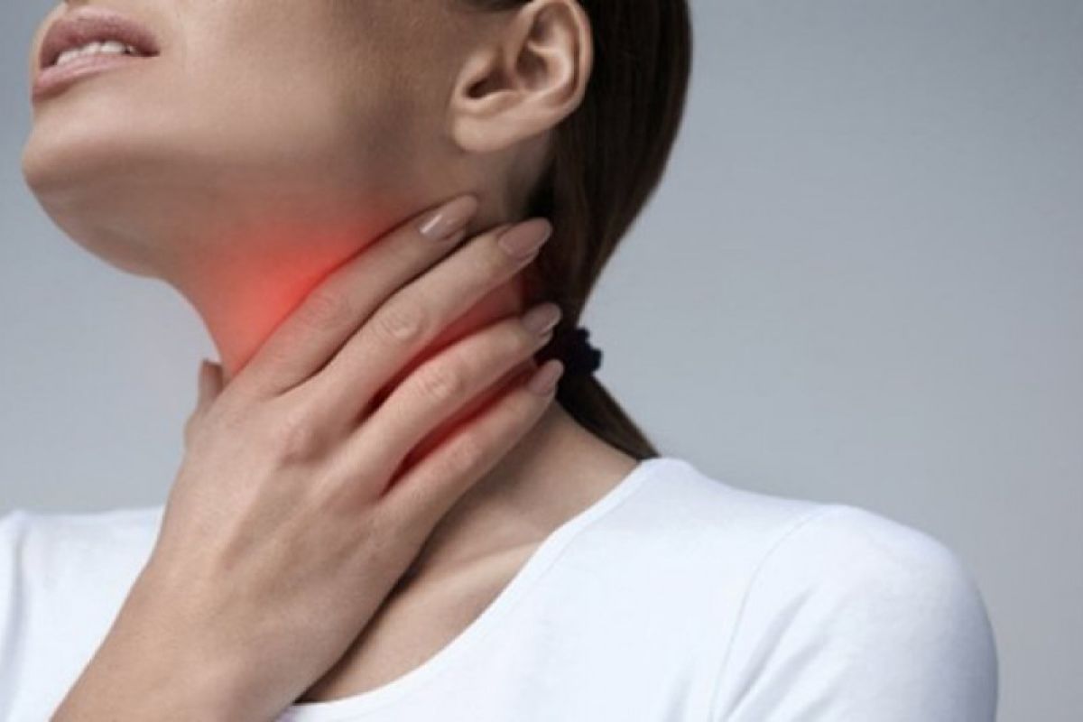 Dokter RSUP: Mayoritas pasien omicron mengalami nyeri & gatal tenggorokan
