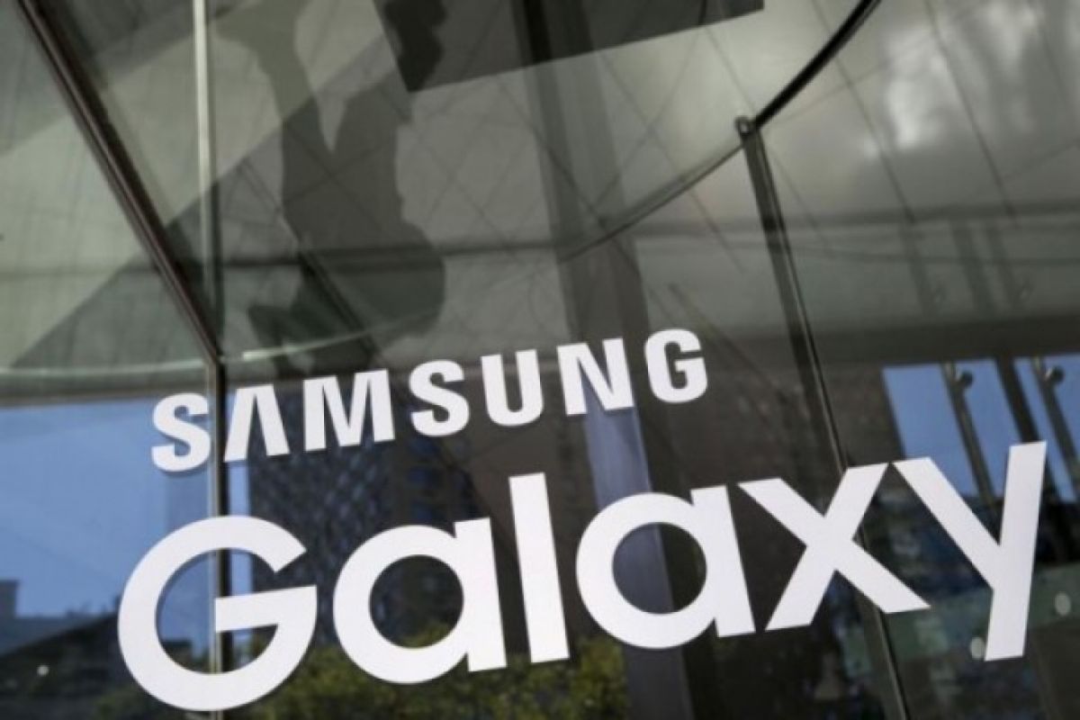 Ponsel layar lipat Samsung diluncurkan Maret 2019