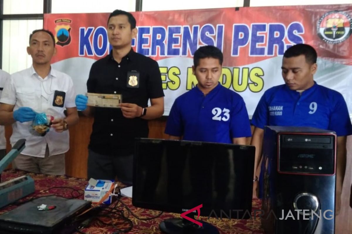 Polres Kudus tangkap pemalsu STNK