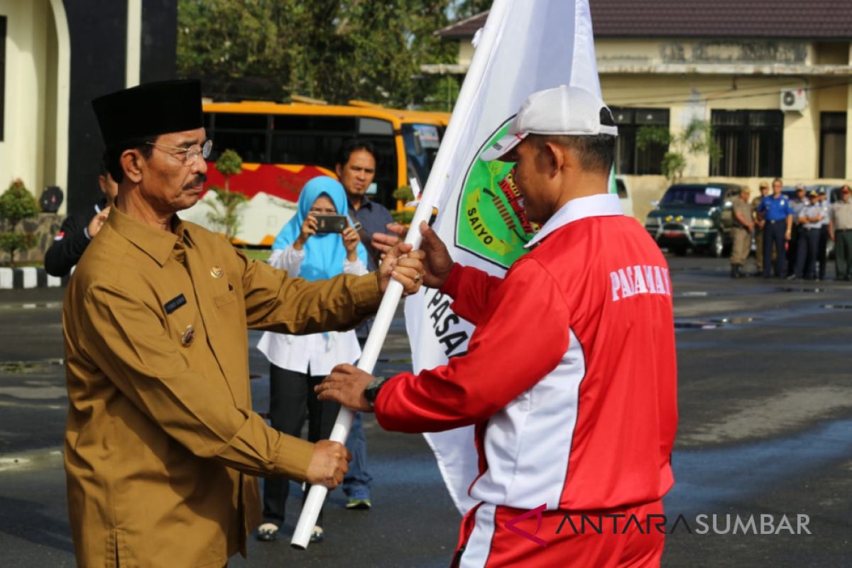 Bupati Pasaman lepas kontingen porprov ke-15 di Padang Pariaman