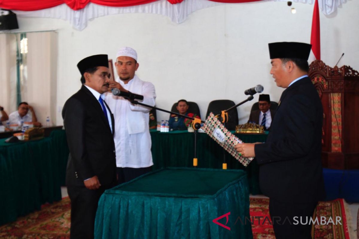 Seorang anggota DPRD Mentawai dilantik PAW