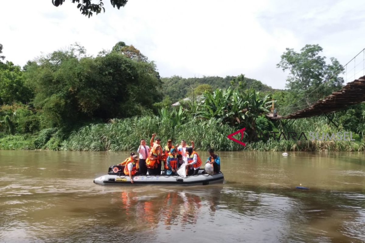 Kelompok masyarakat OKU miliki kapal pengawas sungai