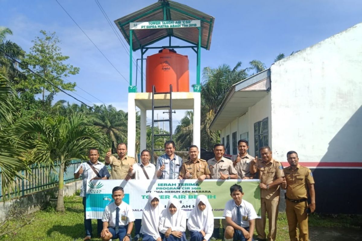 Asian Agri bantu sanitasi sekolah dI Labuhanbatu Selatan