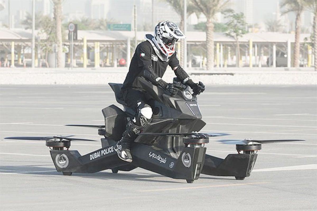 Sepeda motor terbang Hoverbike dijual Rp2,2 miliar