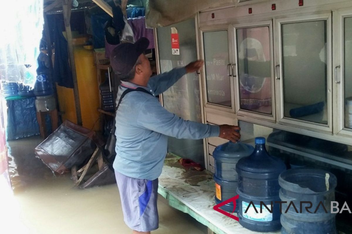 Banjir Jembrana rugikan perekonomian warga