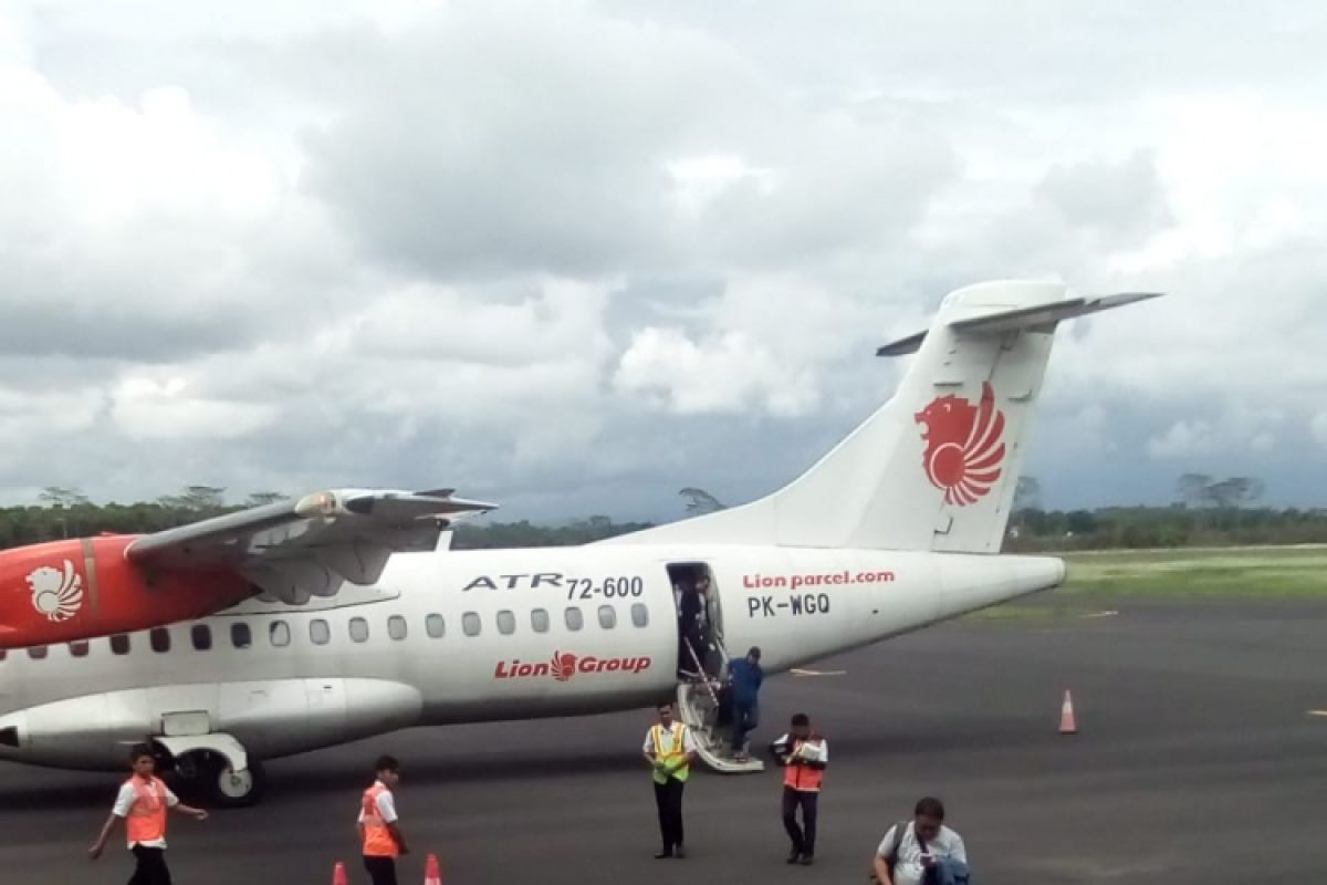 Penerbangan Garuda Terlambat di Bandara Notohadinegoro Jember Akibat Cuaca