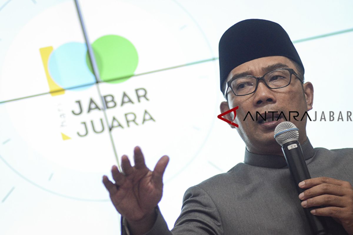 Ridwan Kamil sesalkan aksi massa baju hitam saat pelaksanaan May Day