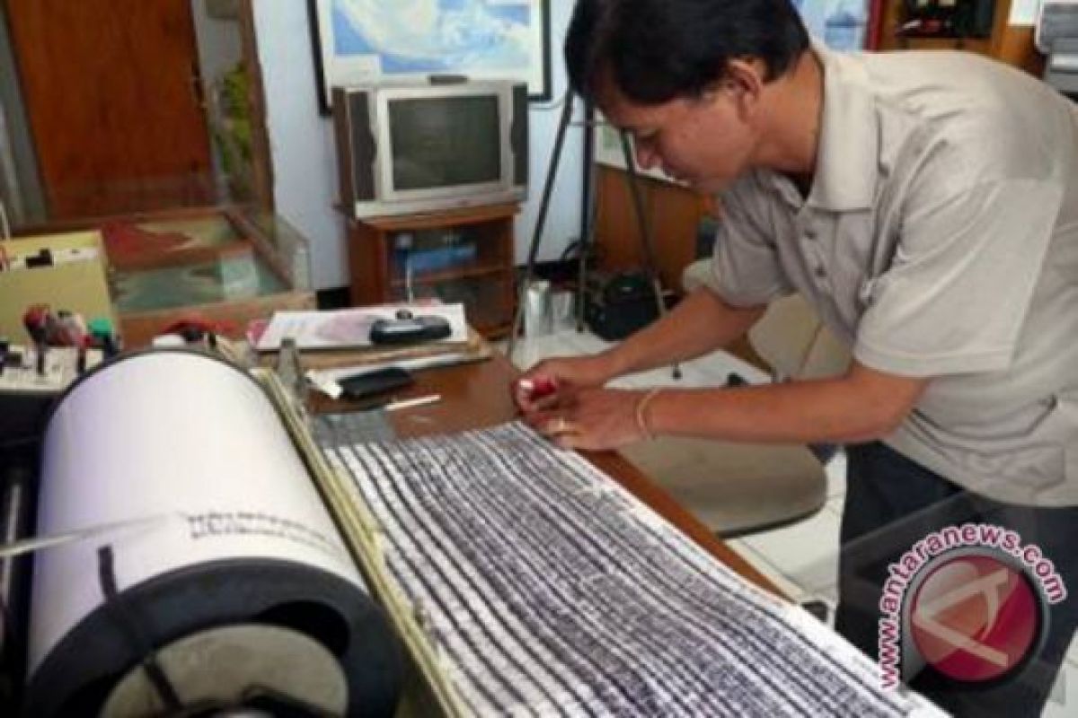 Manokwari diguncang gempa 4,3 SR tidak berpotensi tsunami