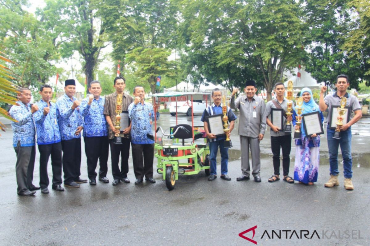 Saperiansyah juara lomba TTG dengan alat angkut mini elektrik