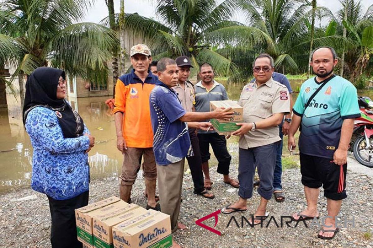 Bupati Ramli: Aceh Barat darurat banjir, stok bantuan menipis