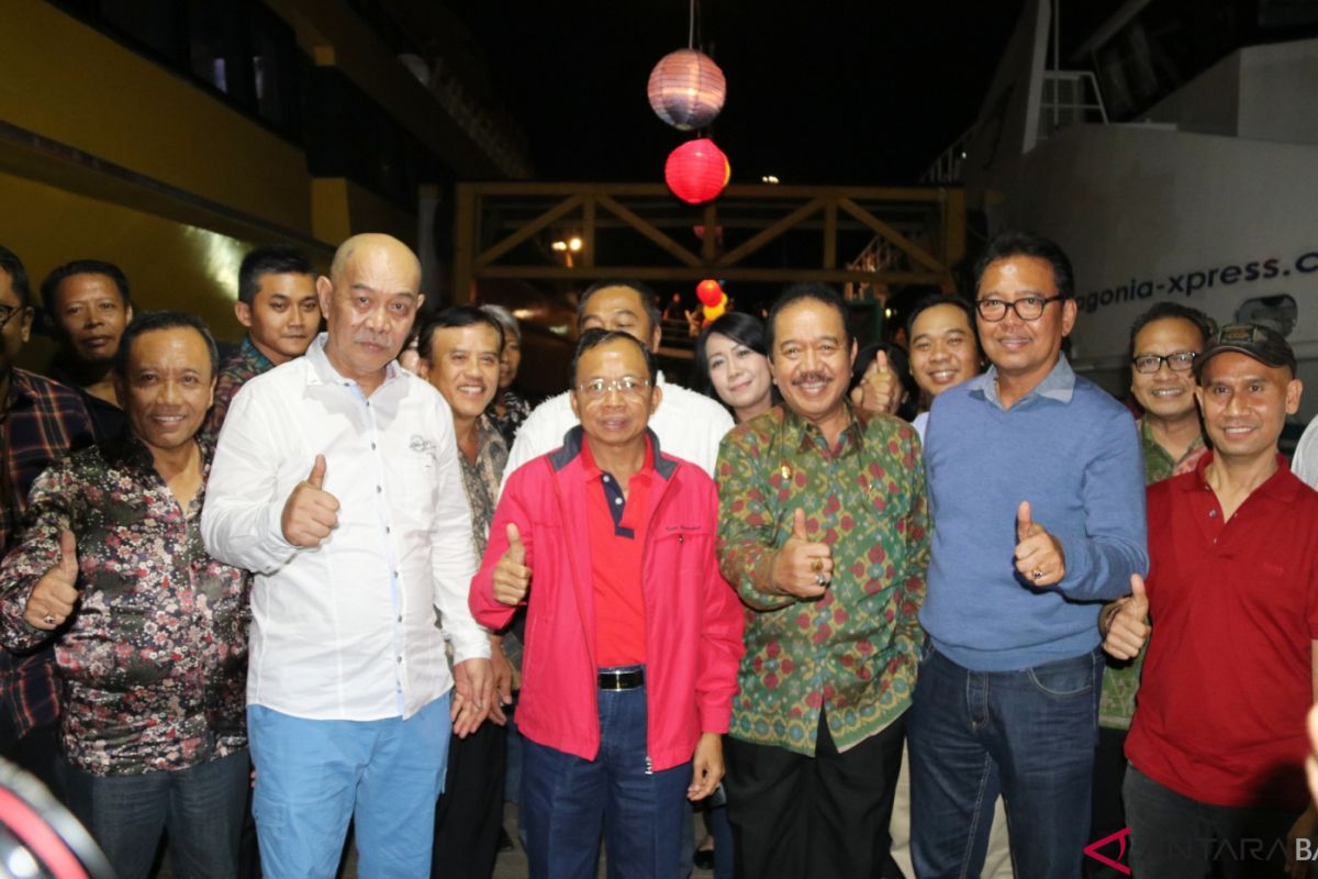 Gubernur-AMPB tegaskan serius bangun pariwisata Bali