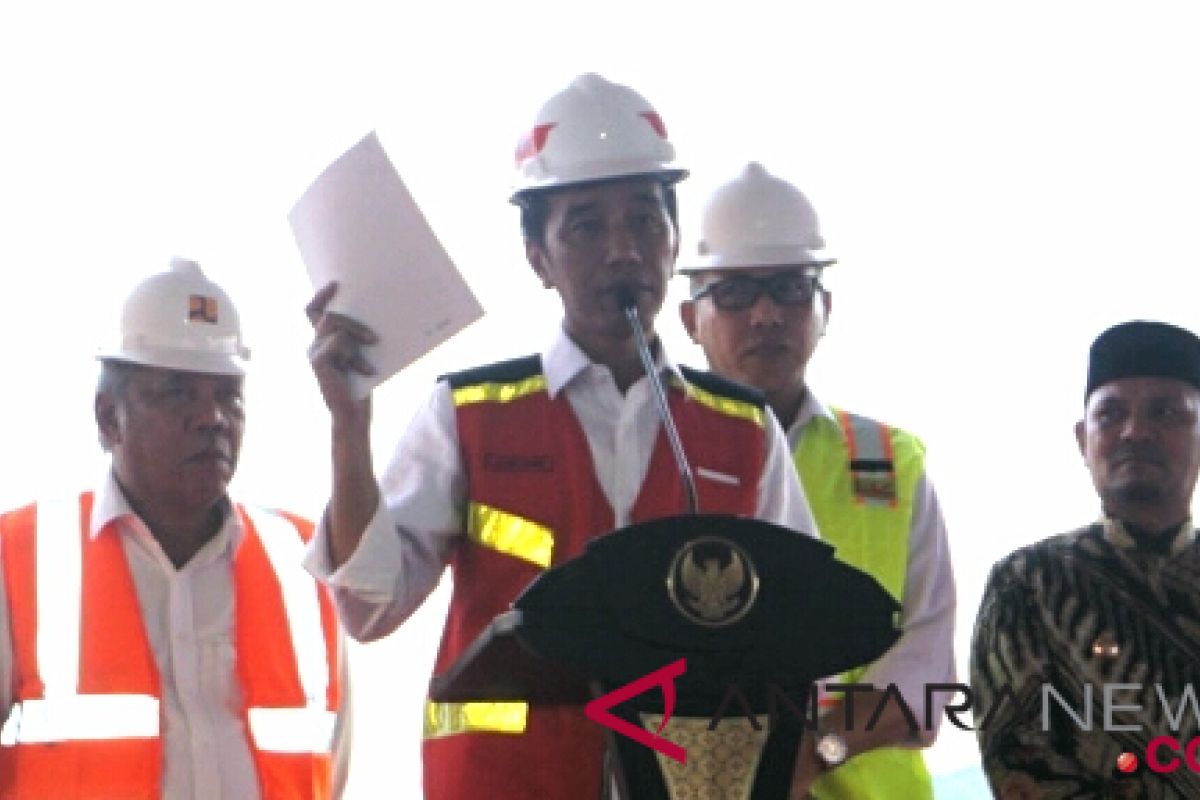 Presiden katakan Tol Lampung-Aceh tersambung 2024