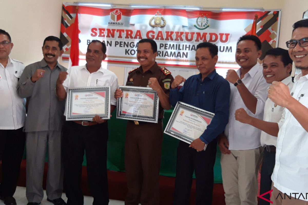 Bawaslu Sumbar dorong media massa berimbang terkait pemilu 2019