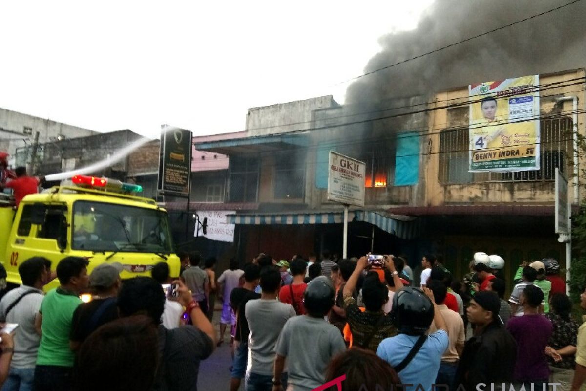 Gereja Kemenangan Iman Indonesia Pematangsiantar terbakar