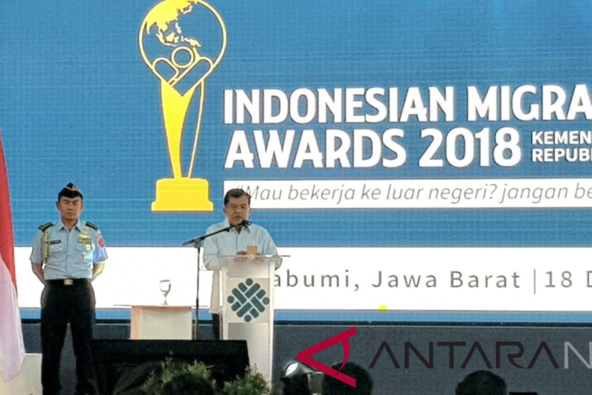 Kalla asks migrant workers to improve skills and capabilities