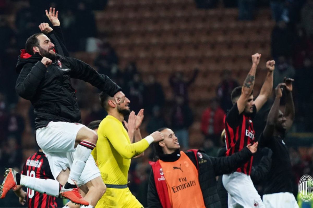 Higuain akhiri puasa gol saat Milan tundukkan SPAL