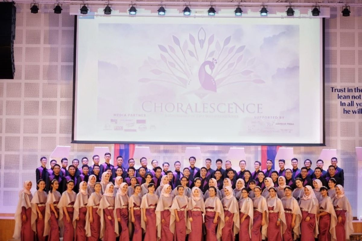 Choralescene, perpaduan ciamik antara paduan suara mahasiswa IPB dan Unpad