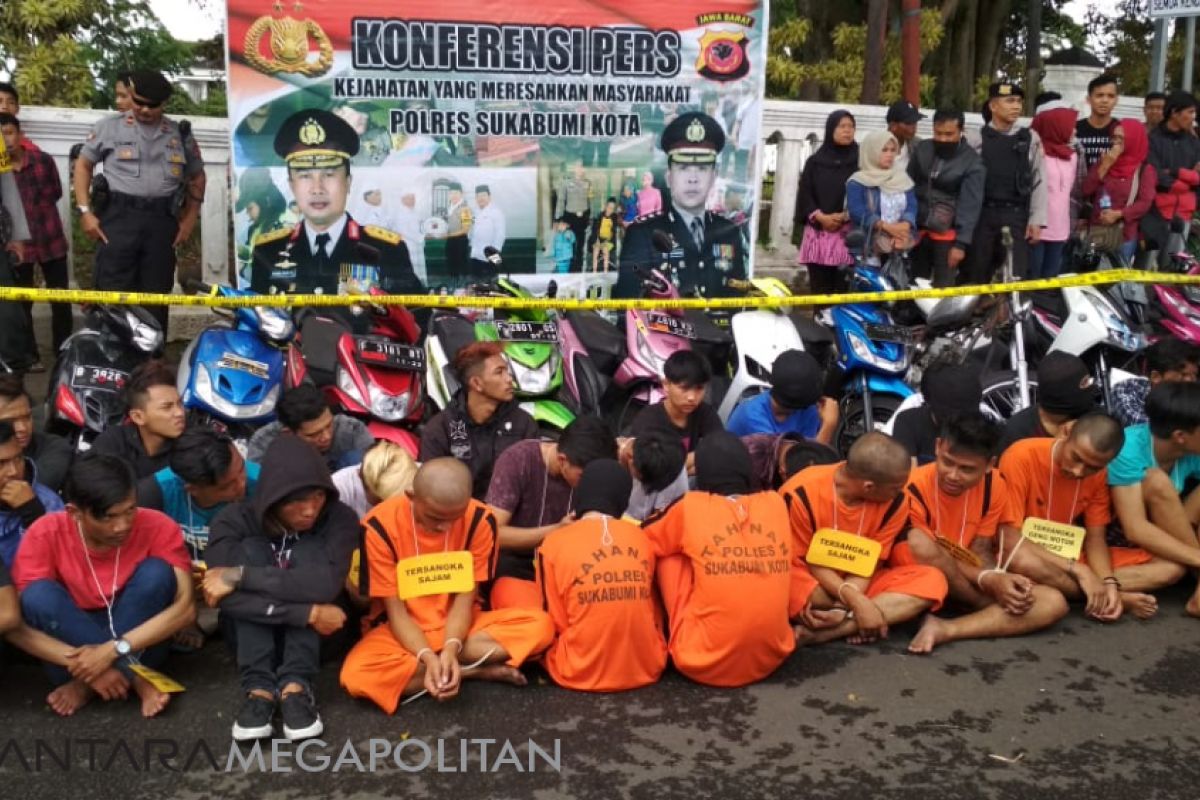 Puluhan geng motor Sukabumi ditangkap