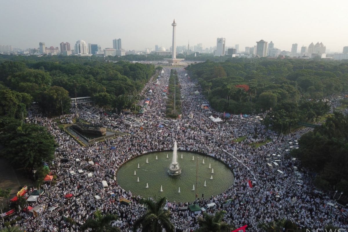 200 ton sampah dibersihkan usai Reuni 212