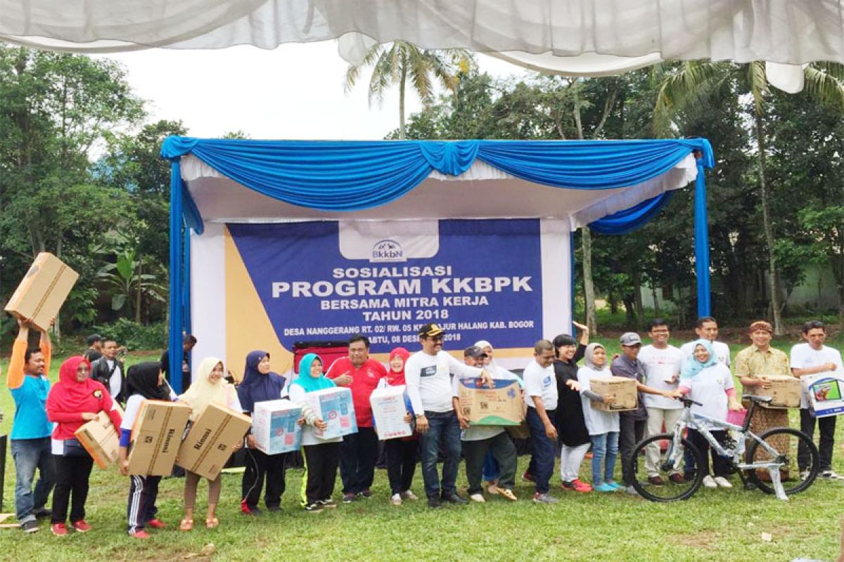 BKKBN Pusat Gelar Sosialisasi Program KKBPK Di Bogor